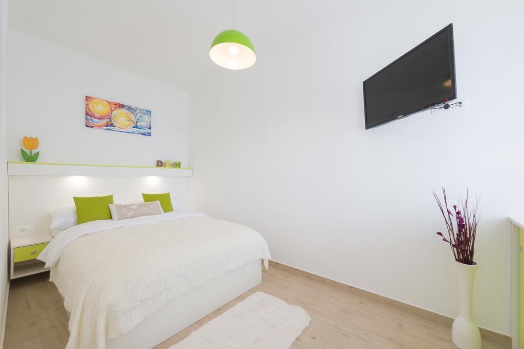Old Apartment Lea دوبروفينك المظهر الخارجي الصورة